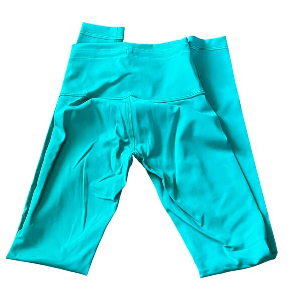 LuluLemon Green Straight Leg Athletica Leggings Excellent Condition - Picture 2 of 2